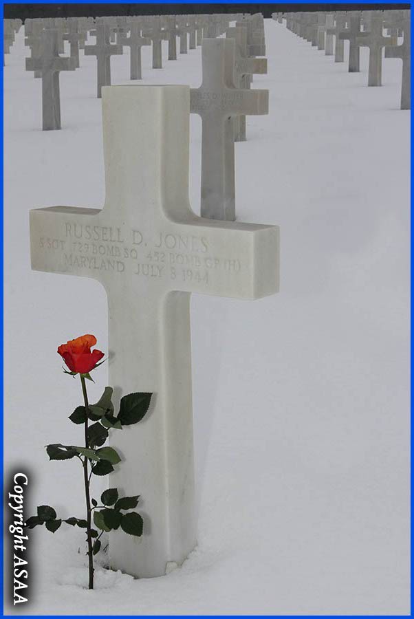 Neupre - S/Sgt. Russell D. JONES's grave
