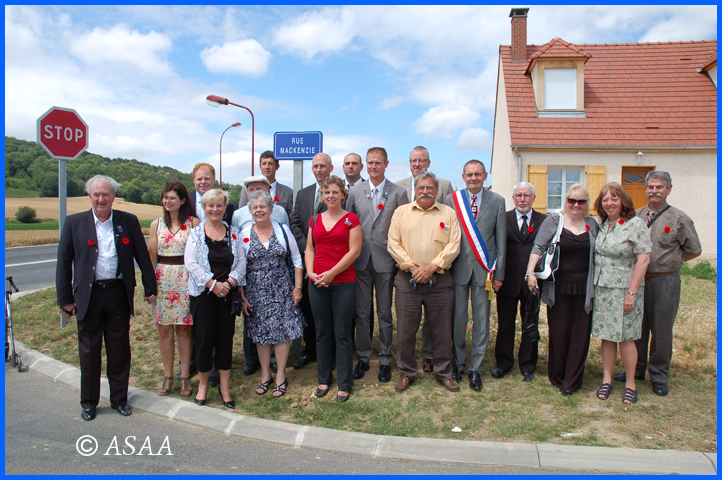 Sacy-le-Grand - Inauguration de la rue MacKenzie