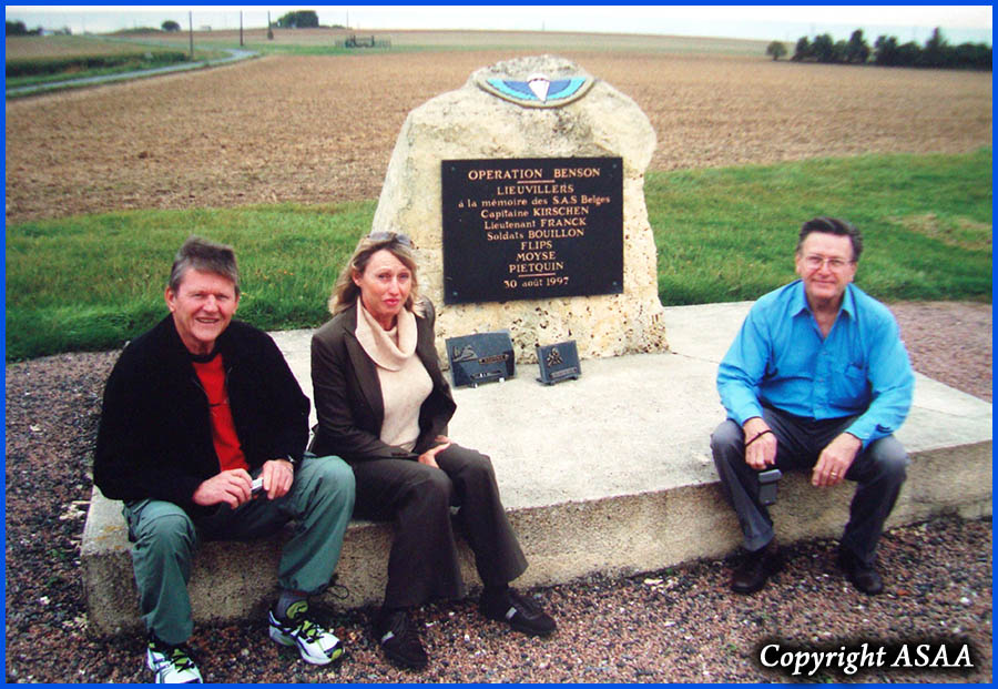 Lieuvillers - The children of Dr. Caillard in front the "Benson" memorial 